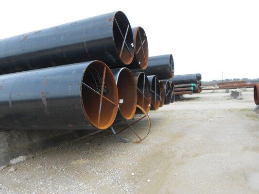 Picture of X65 Line pipe in our Houston Texas Pipe Yard